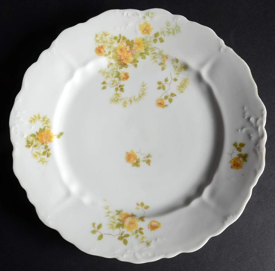 OSG337 Dinner Plate by Oscar & Edgar Gutherz-1