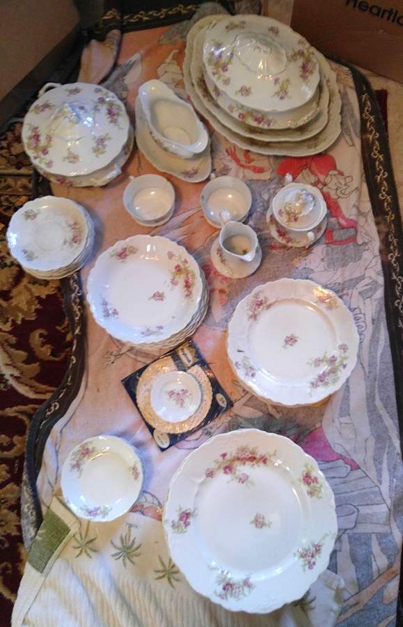 OSG340 Dinner Plate by Oscar & Edgar Gutherz-1