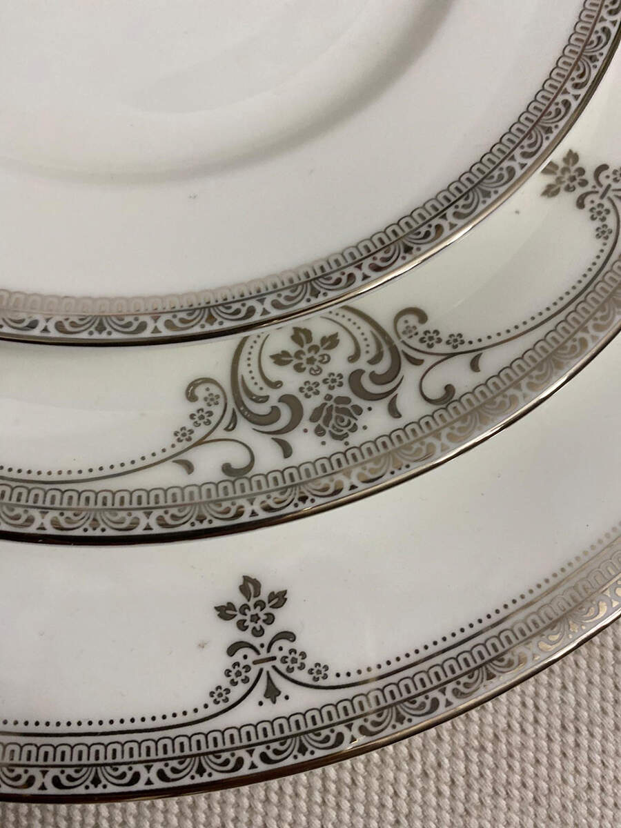 Michelangelo Dinner Plate by Oneida-1