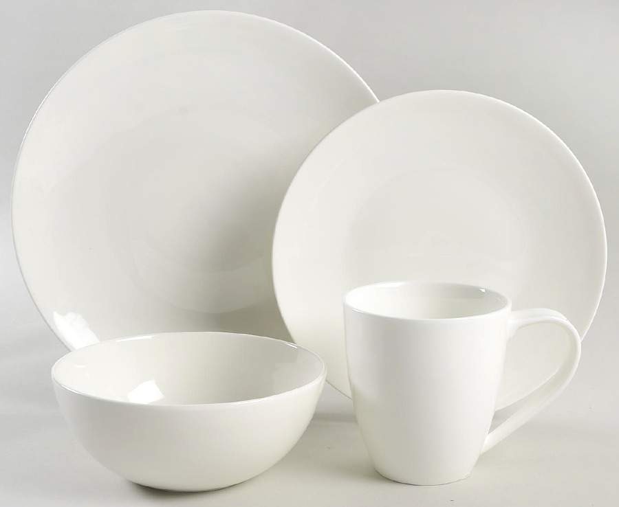 Moda 16 Piece Set by Oneida-1