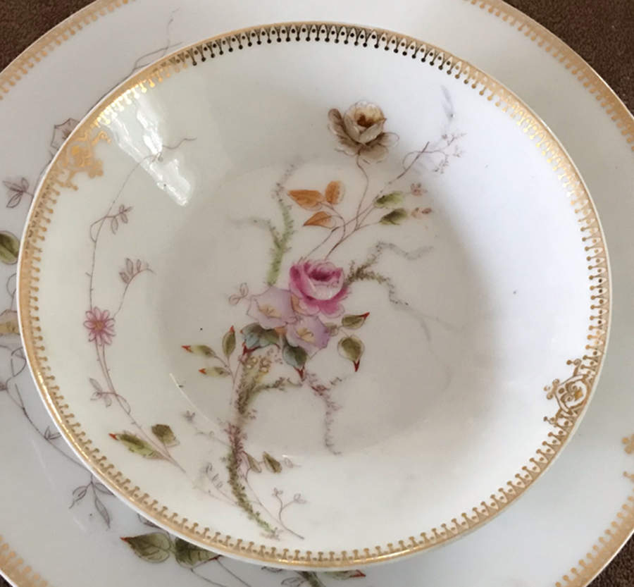 OGU25 Dessert/Pie Plate by Oscar Gutherz (Limoges)-1