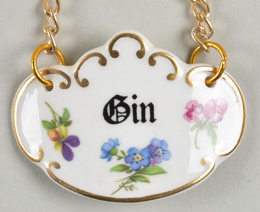 Decanter Labels Gin Decanter Label by Oakley China Ltd-1
