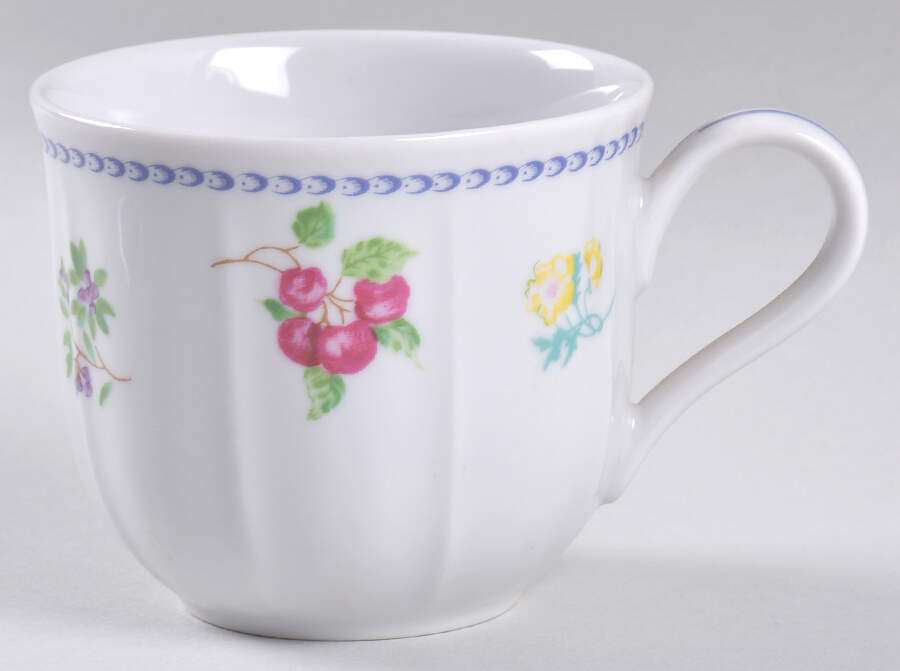 Jardina Flat Cup by Princeton Studios-1