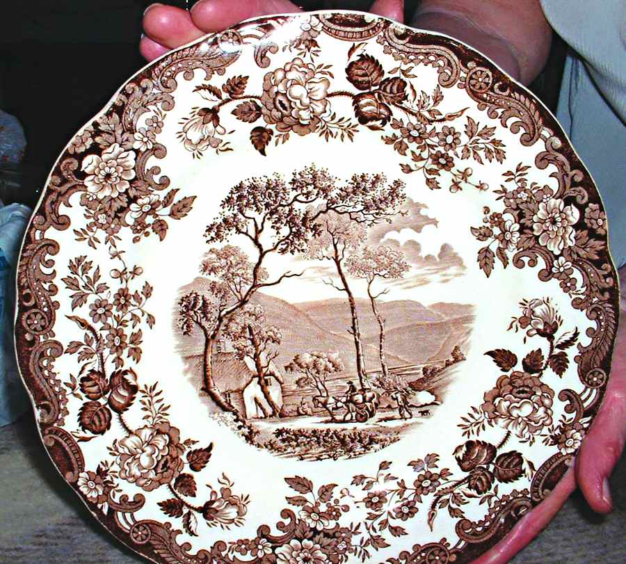 Avon Scenes Brown Dinner Plate by Palissy-1
