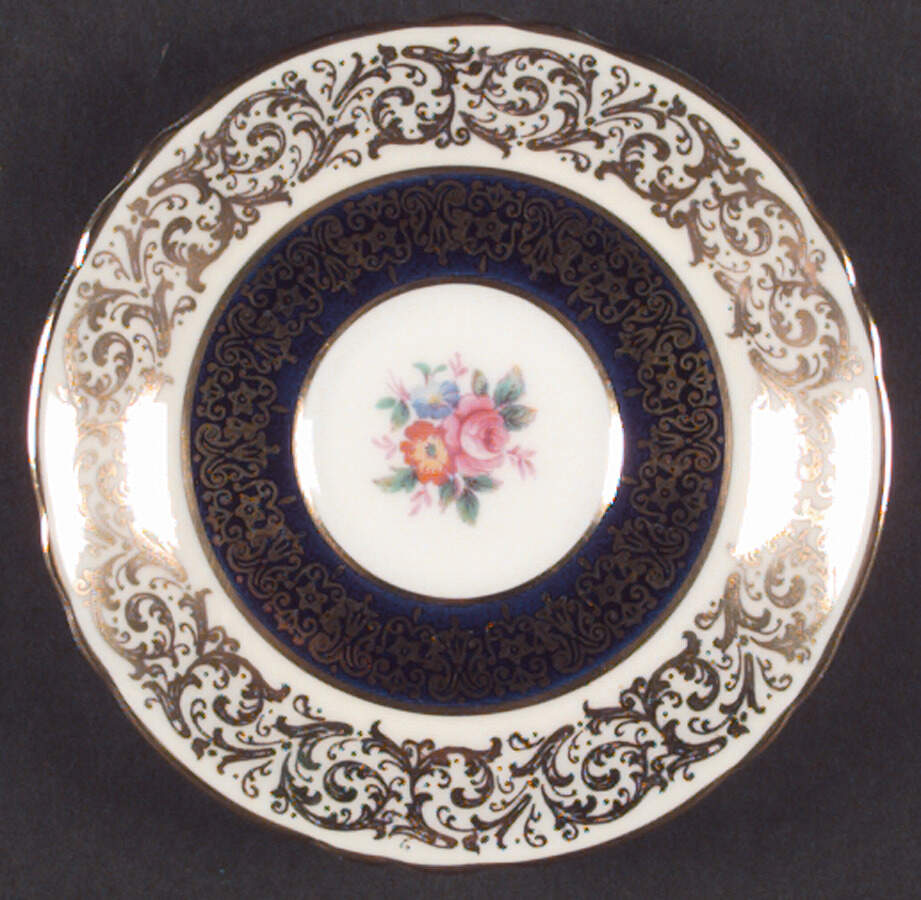 A870 Saucer by Paragon-1