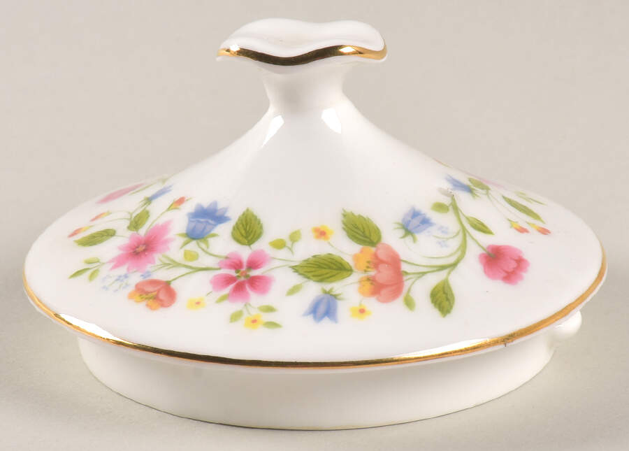 Anastasia Lid for Teapot by Paragon-1