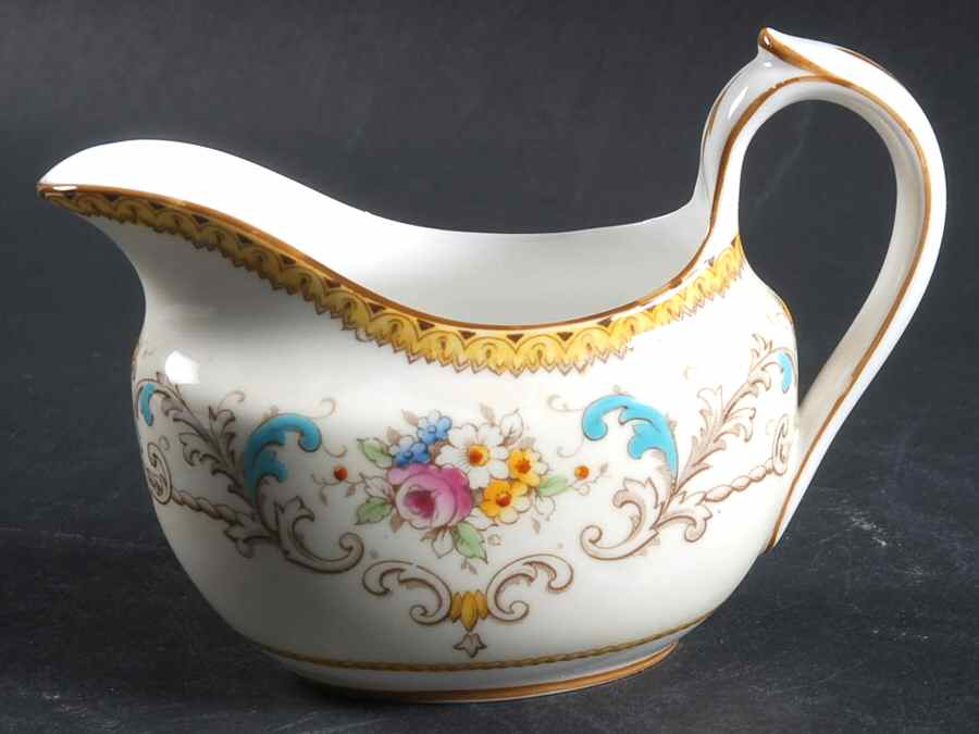 Belverdere Creamer by Paragon-1