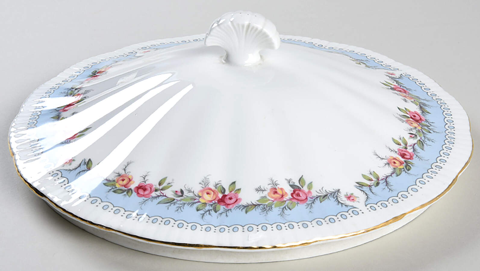 Bridesmaid Lid for Round Vegetable by Paragon-1