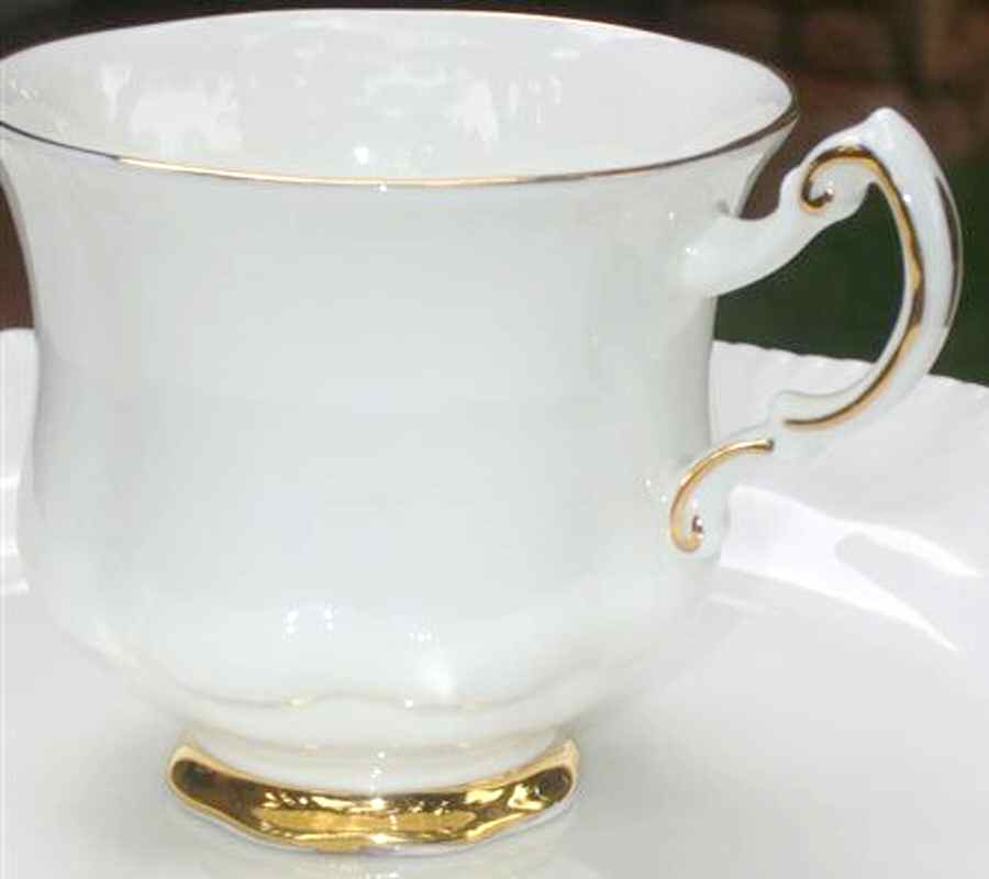 Charm Footed Cup by Paragon-1