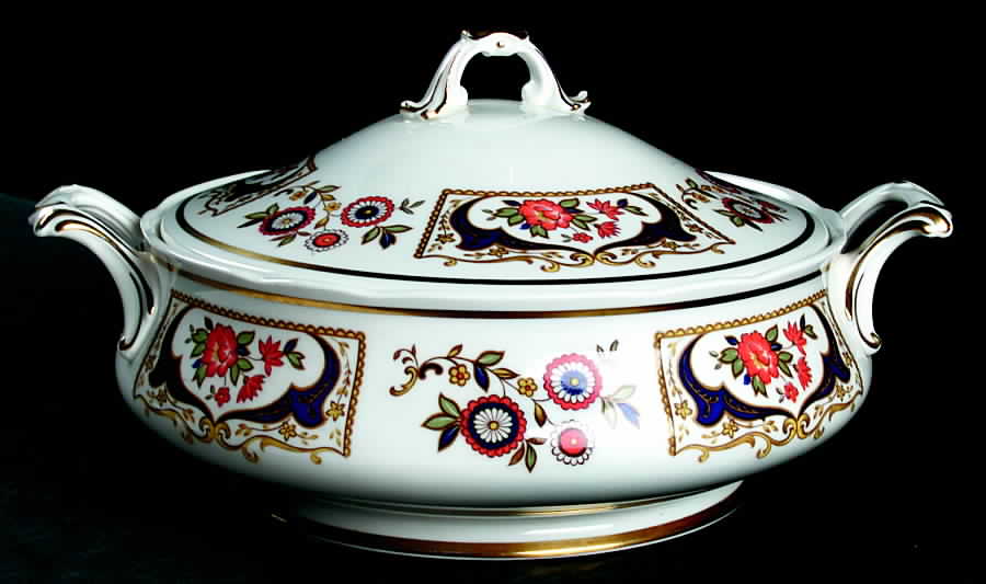 Chelsea Round Covered Vegetable by Paragon-1