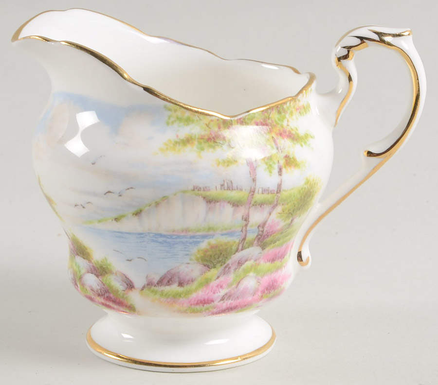 Cliffs of Dover Mini Creamer by Paragon-1