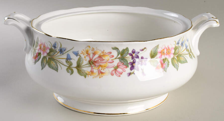 Country Lane (Scalloped Flat Rim) Tureen No Lid by Paragon-1