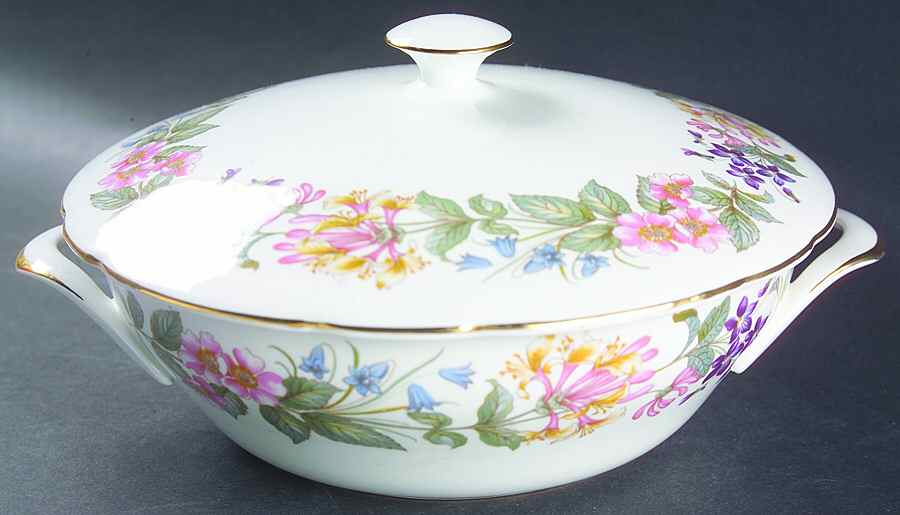 Country Lane (Scalloped Flat Rim) Round Covered Vegetable by Paragon-1