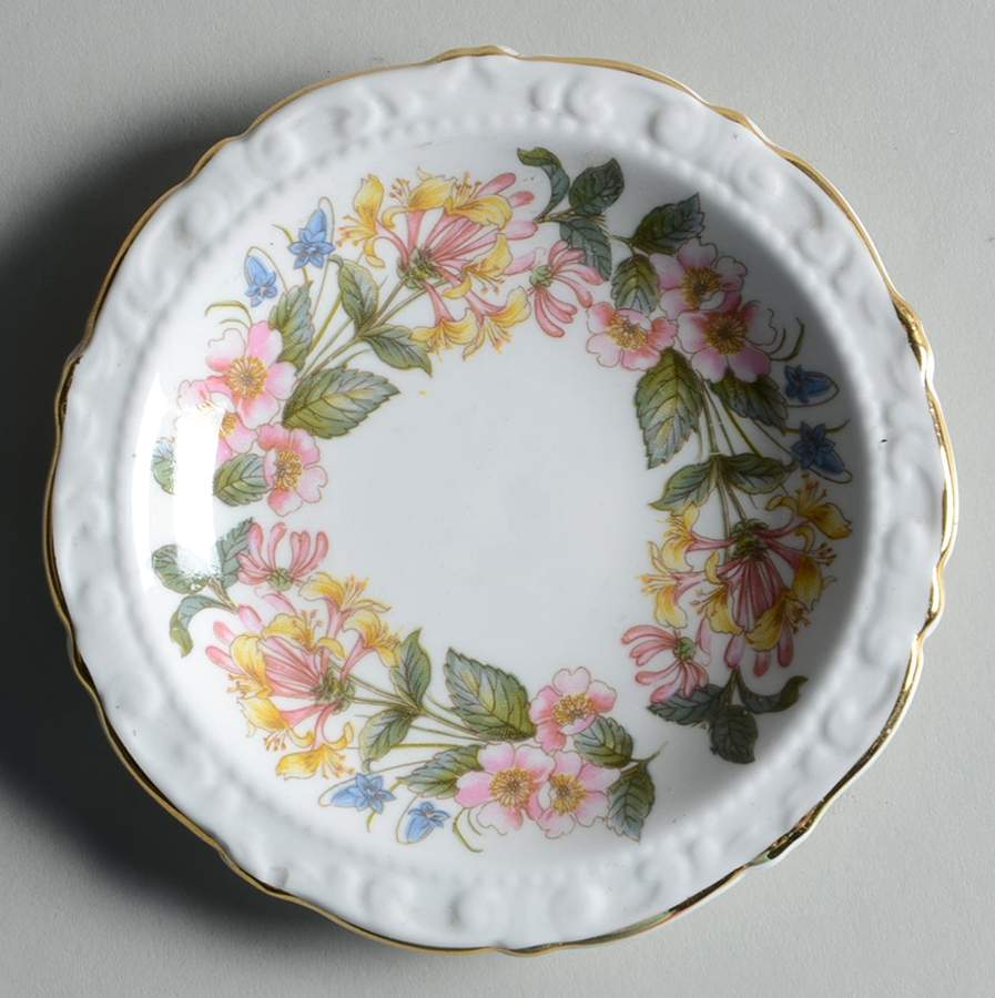 Country Lane (Scalloped Flat Rim) Coaster by Paragon-1