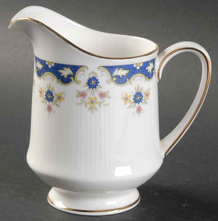 Coniston Creamer by Paragon-1
