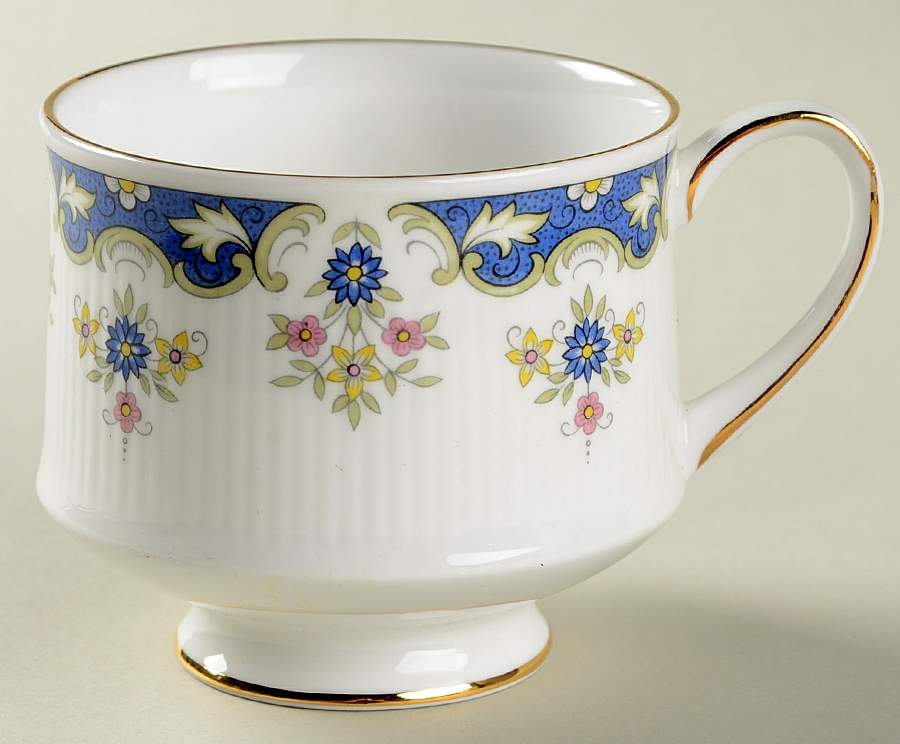 Coniston Footed Cup by Paragon-1