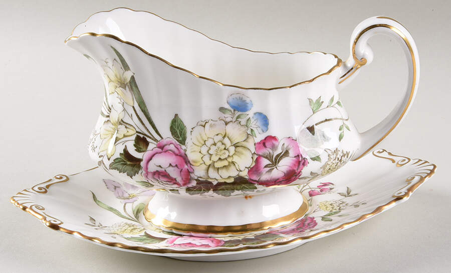 Dubarry (Fluted, Flowers on Side) Gravy Boat & Underplate by Paragon-1
