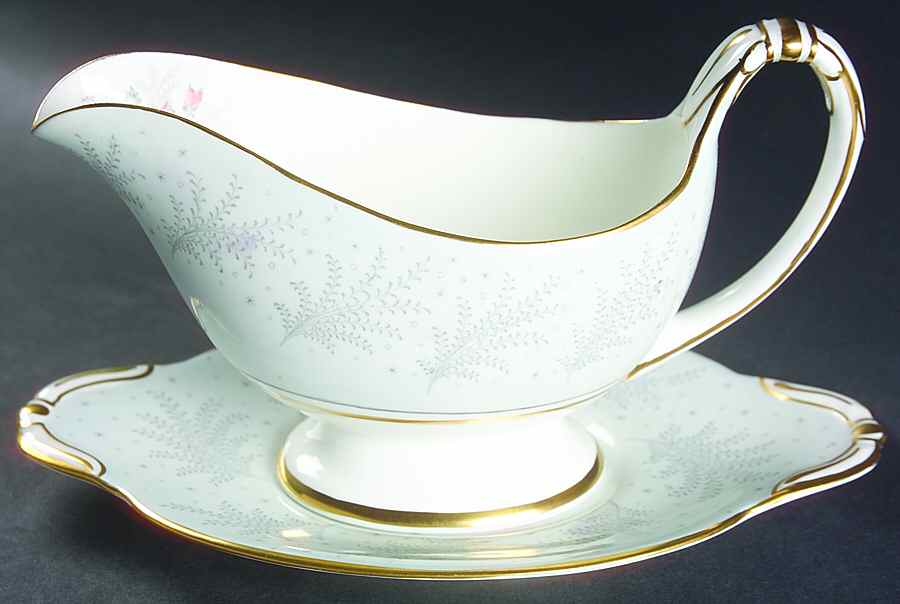 Ferndale Gravy Boat & Underplate by Paragon-1