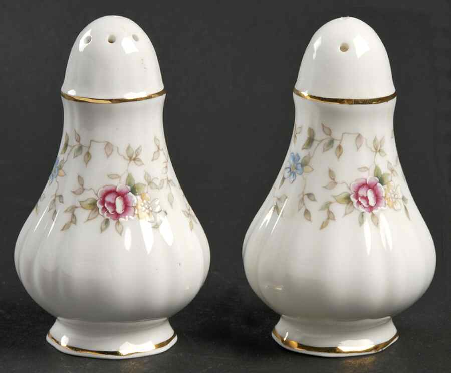 First Choice Salt & Pepper Set by Paragon-1