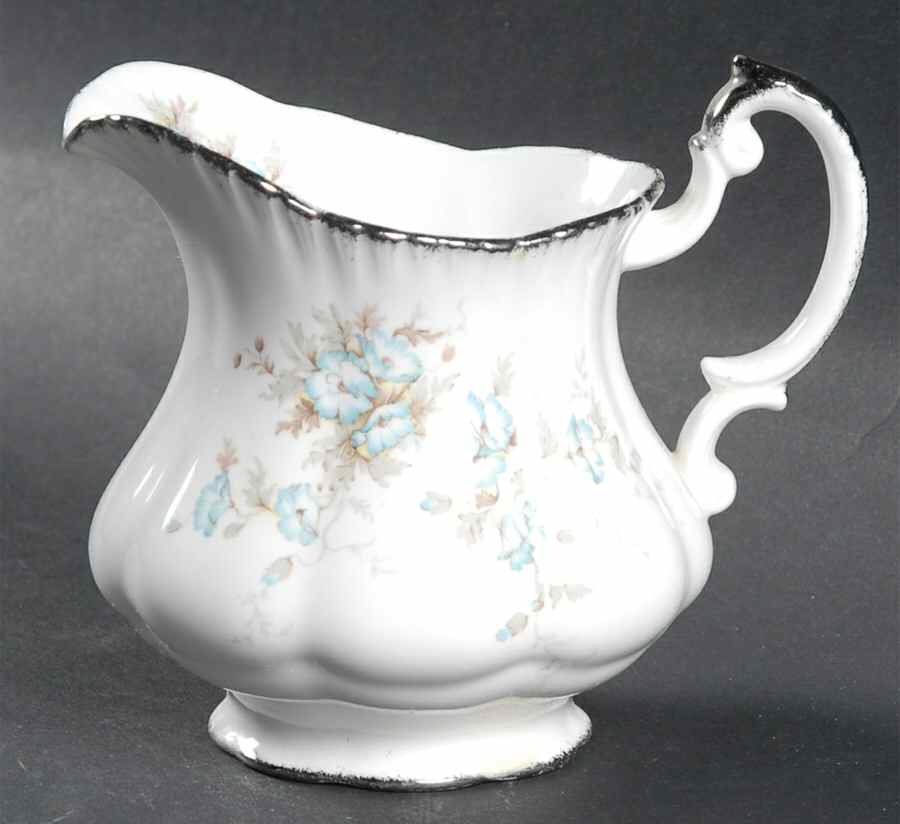 Fleurette Creamer by Paragon-1