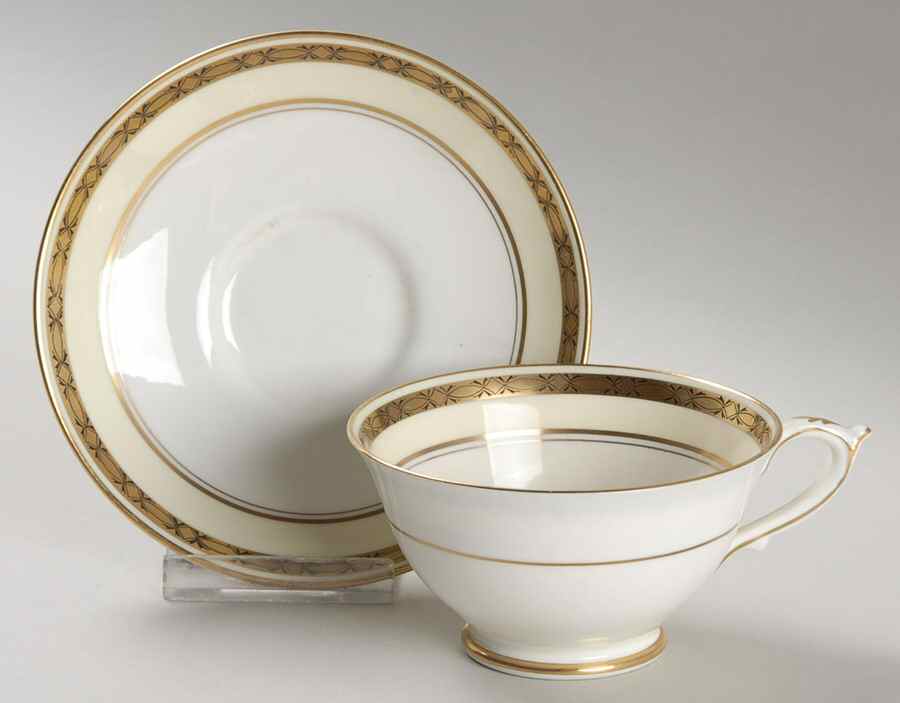 G1355 Footed Cup & Saucer Set by Paragon-1