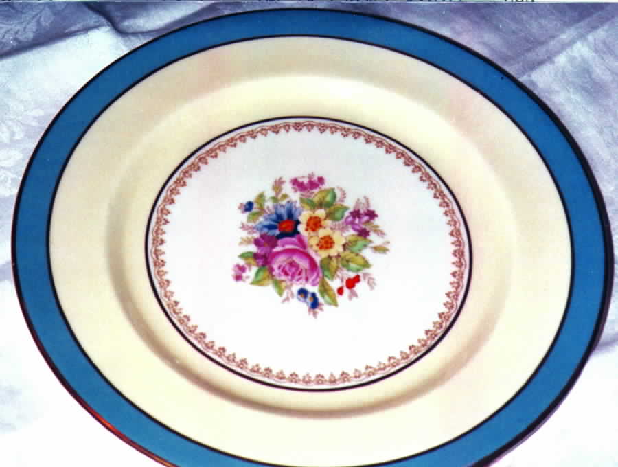 G3707-2 Dinner Plate by Paragon-1