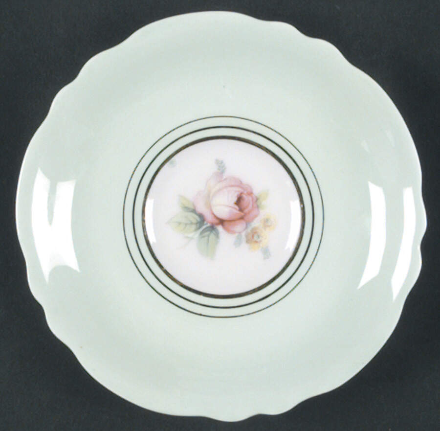 G6514-2 Saucer by Paragon-1