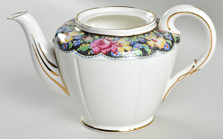 Gingham Rose Teapot No Lid by Paragon-1