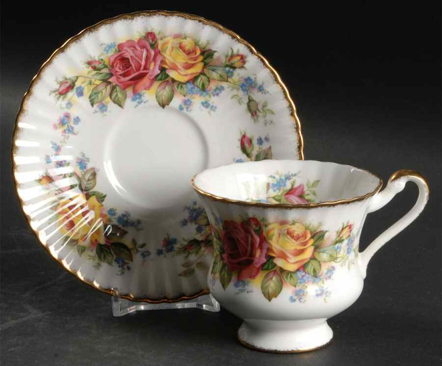 Grandma Roses Traditional Footed Cup & Saucer Set by Paragon-1