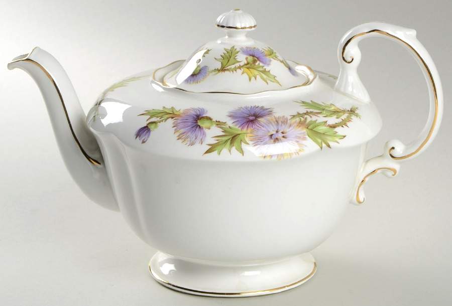 Highland Queen Teapot & Lid by Paragon-1