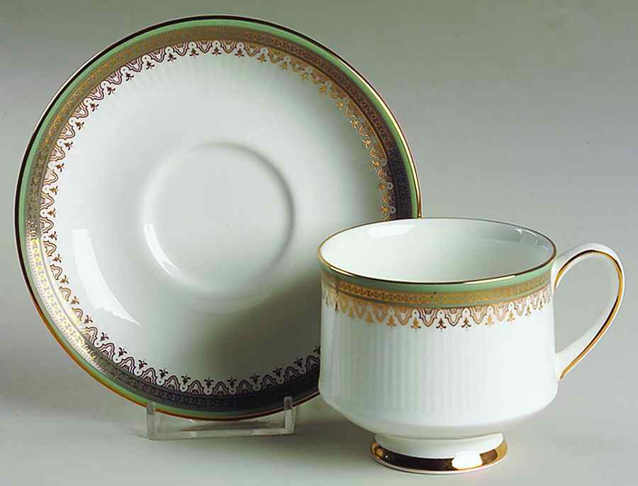 Kensington Footed Cup & Saucer Set by Paragon-1