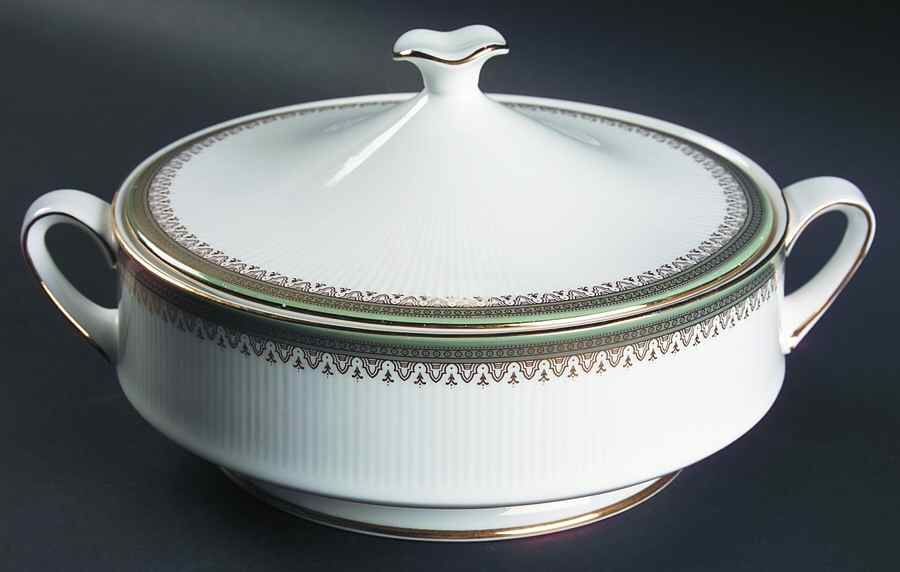 Kensington Round Covered Vegetable by Paragon-1