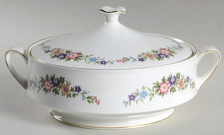Lavinia Round Covered Vegetable by Paragon-1