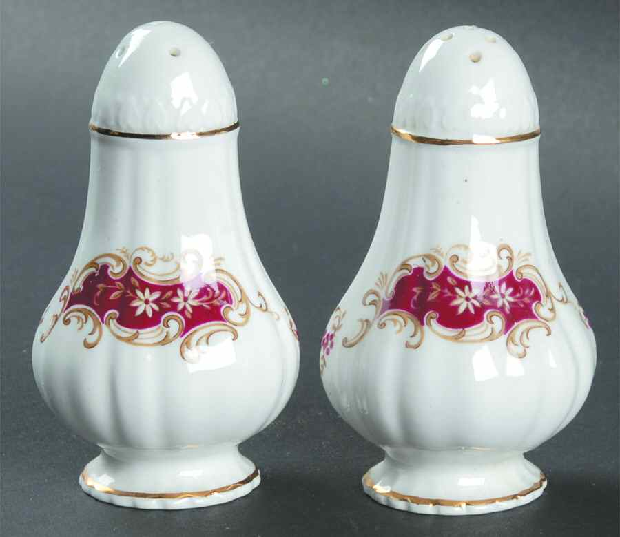 Majestic Salt & Pepper Set by Paragon-1