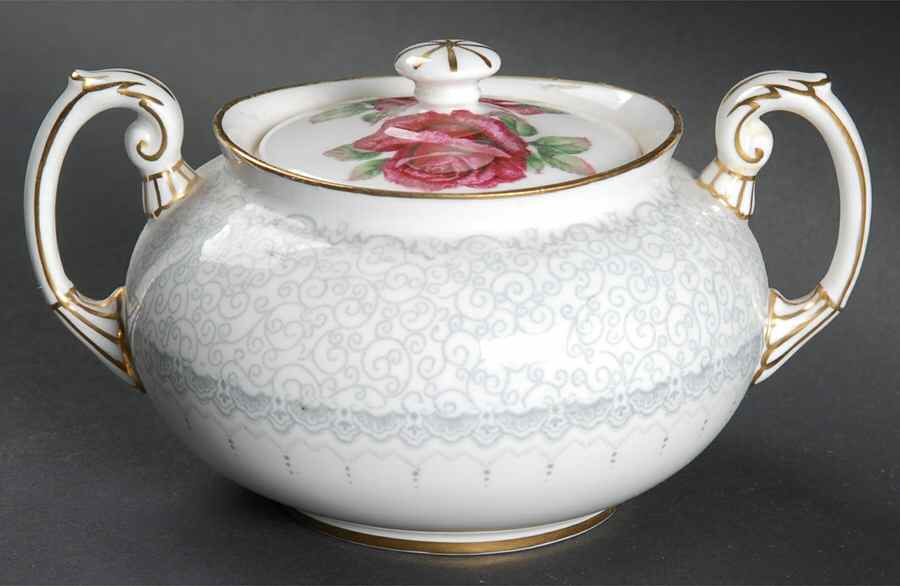 Madeira Lace Sugar Bowl & Lid by Paragon-1