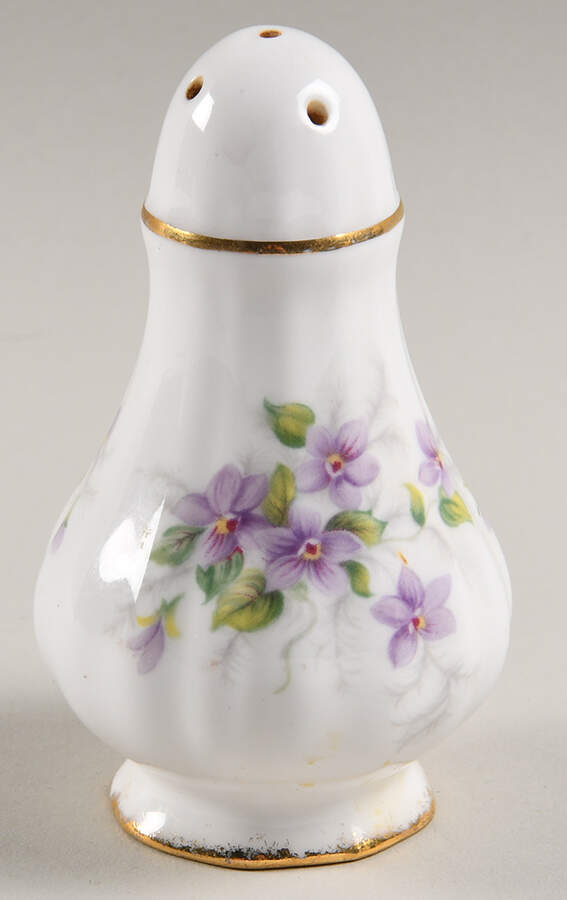 Malandi Pepper Shaker by Paragon-1