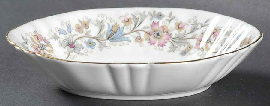 Meadowvale Oval Sweet Meat Dish by Paragon-1