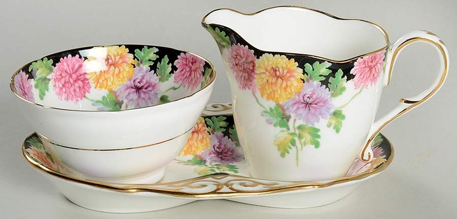 Mums Mini Creamer & Open Sugar with Tray by Paragon-1