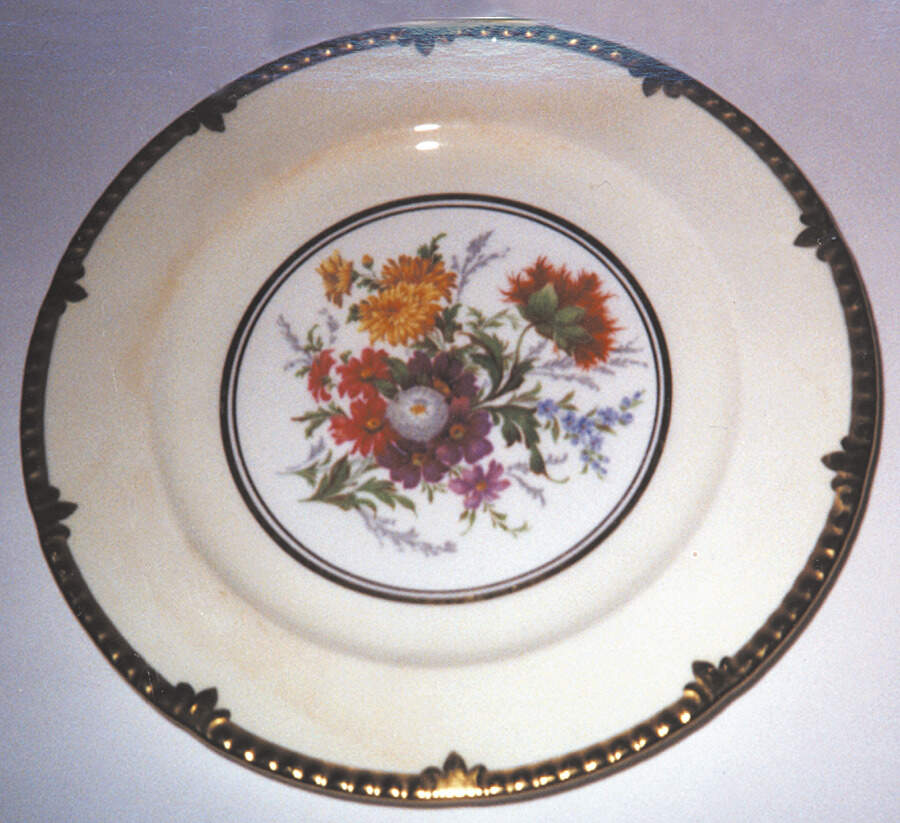 Park Lane Dessert/Pie Plate by Paragon-1