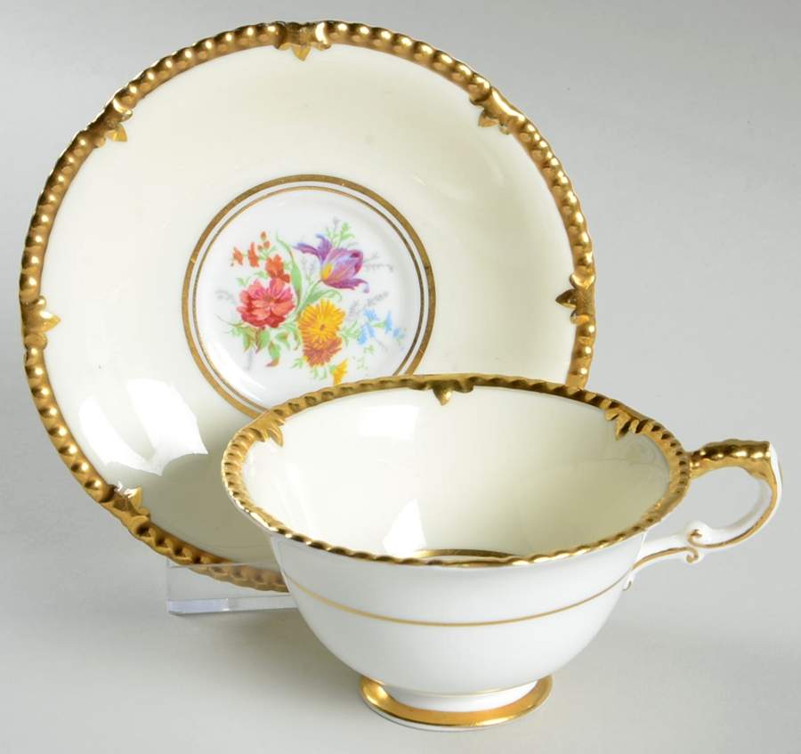 Park Lane Footed Cup & Saucer Set by Paragon-1