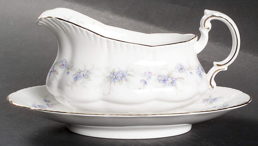 Petit Fleurs Gravy Boat & Underplate by Paragon-1