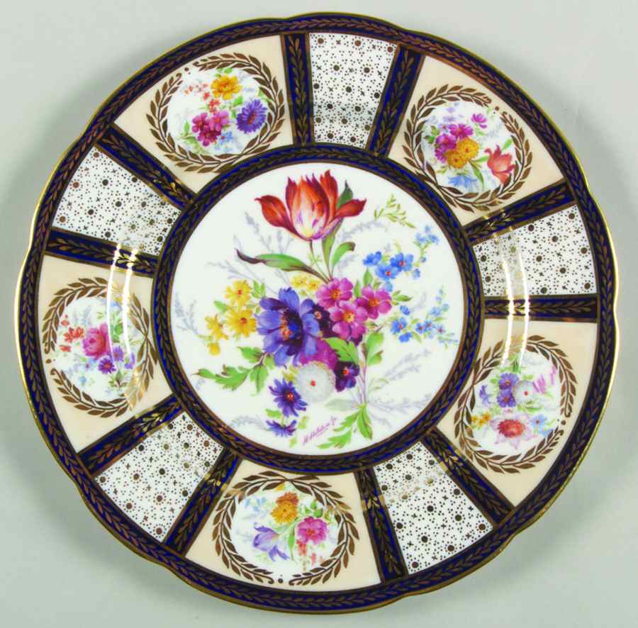 8902 (Scalloped) Dinner Plate by Paragon-1