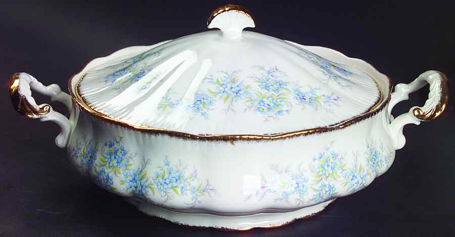 Remember Me Round Covered Vegetable by Paragon-1