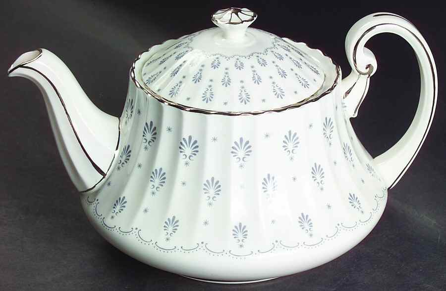 Regency Print Teapot & Lid by Paragon-1