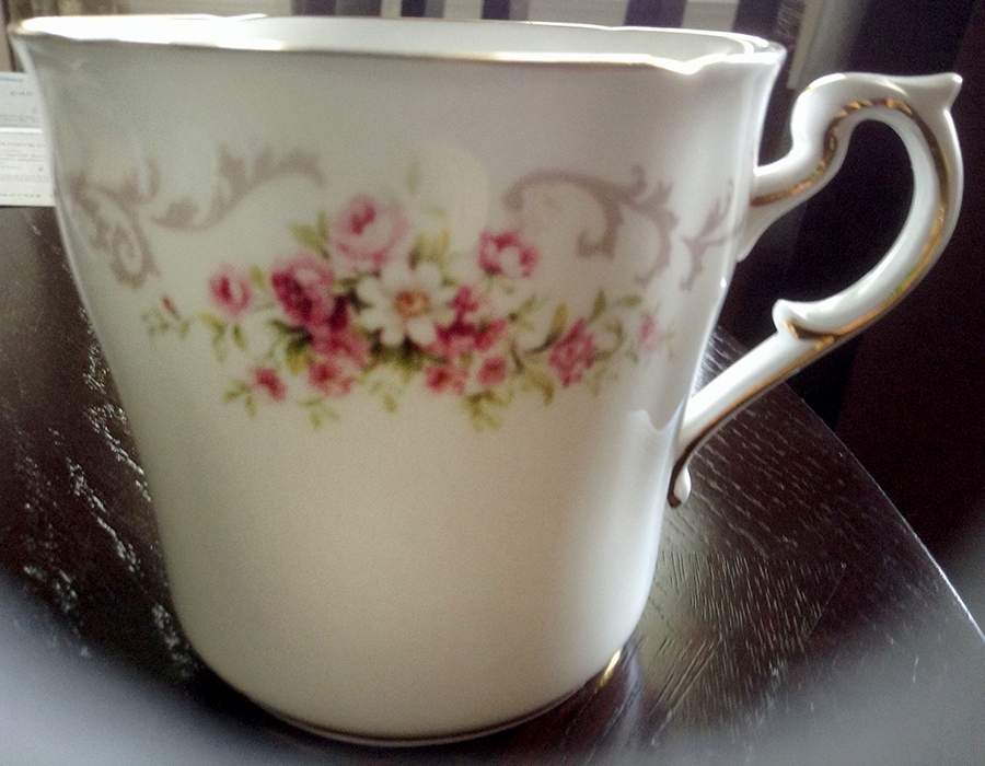 Rose Bouquet Pink Mug by Paragon-1