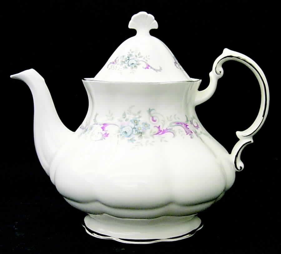 Romance Teapot & Lid by Paragon-1