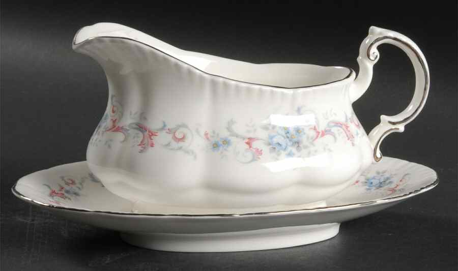 Romance Gravy Boat & Underplate by Paragon-1