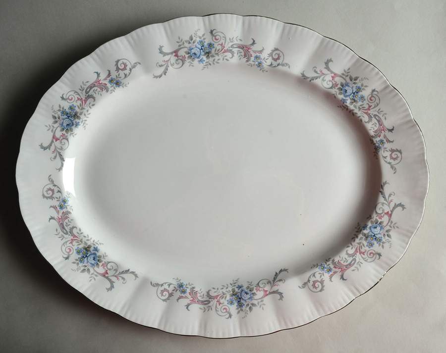 Romance 15" Oval Serving Platter by Paragon-1