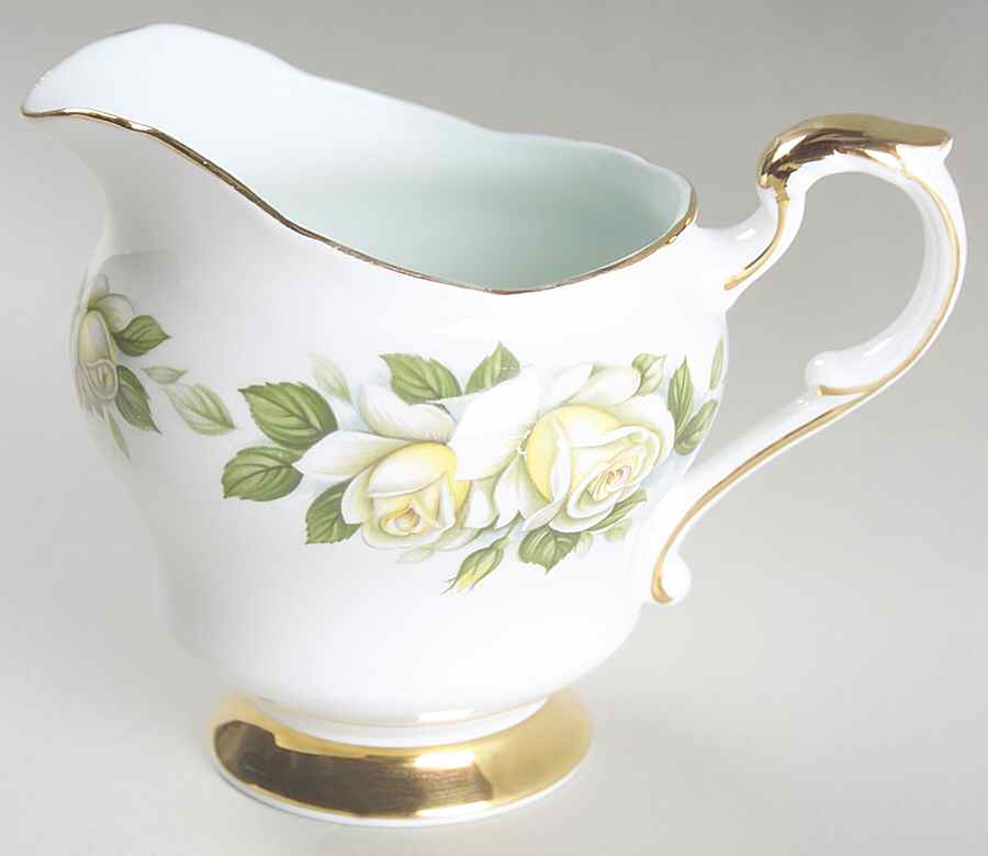Six World Famous Roses (Older) Creamer by Paragon-1