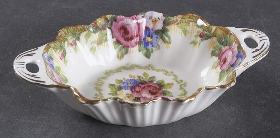 Tapestry Rose White Bon Bon by Paragon-1